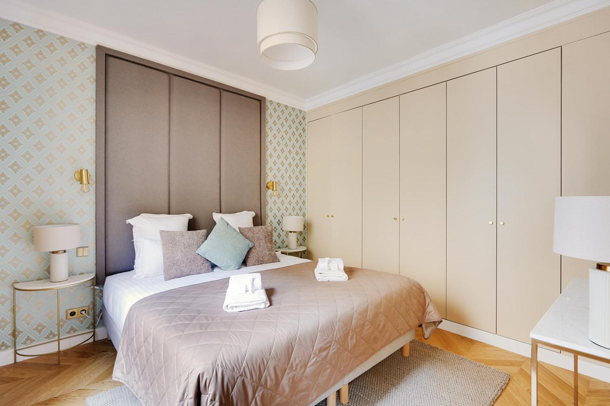 Pick A Flat'S Apartments In Opera Saint Lazarre - Rue De L'Isly Paris Exterior photo
