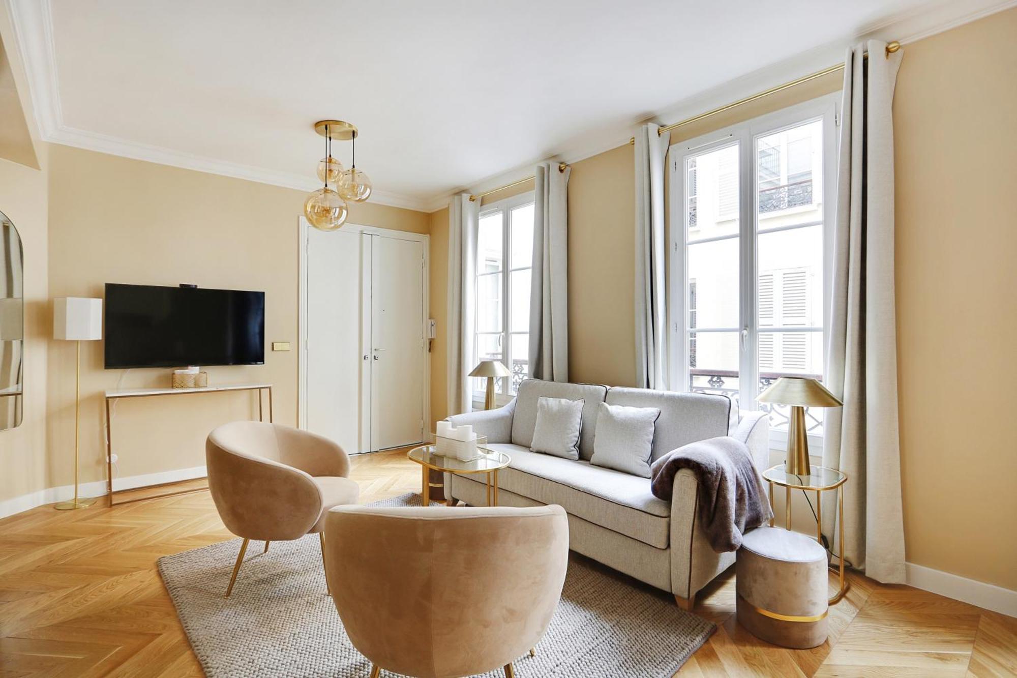 Pick A Flat'S Apartments In Opera Saint Lazarre - Rue De L'Isly Paris Exterior photo